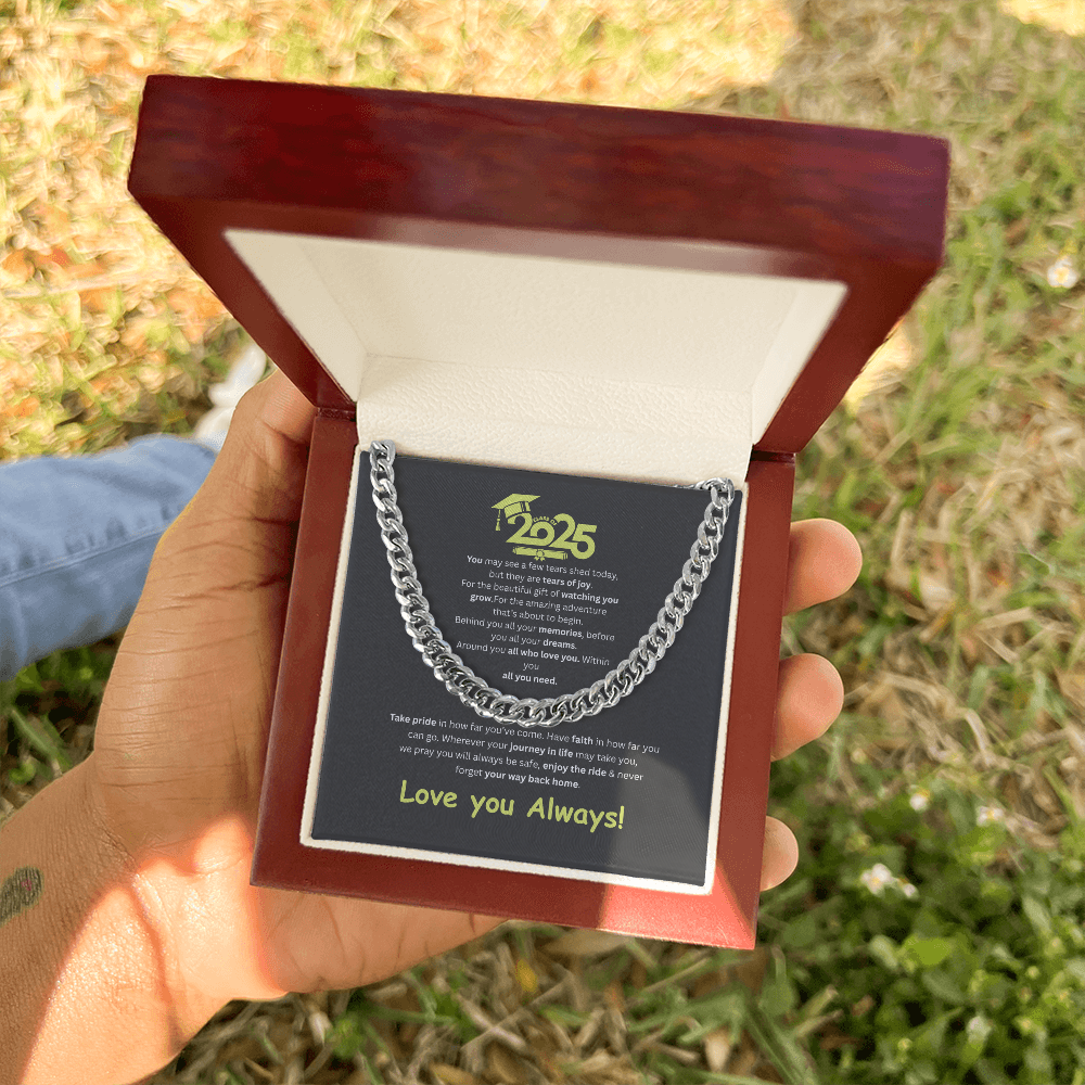 2025 Graduation Cubin Chain